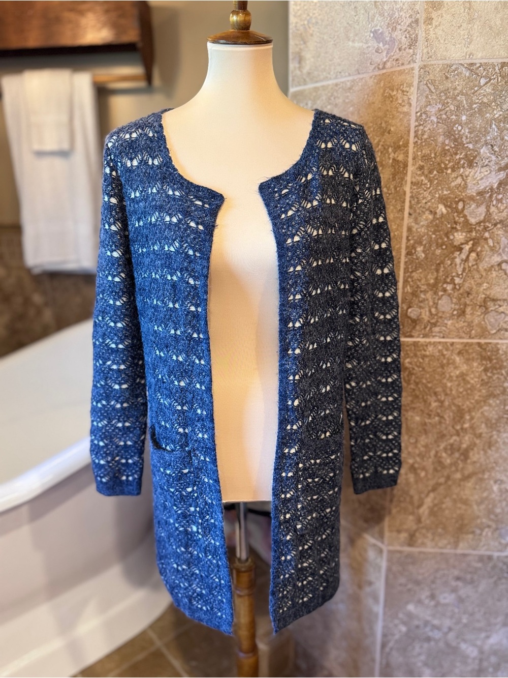 Sioni Blue Open-Front Lace Knit Longline Cardigan medium